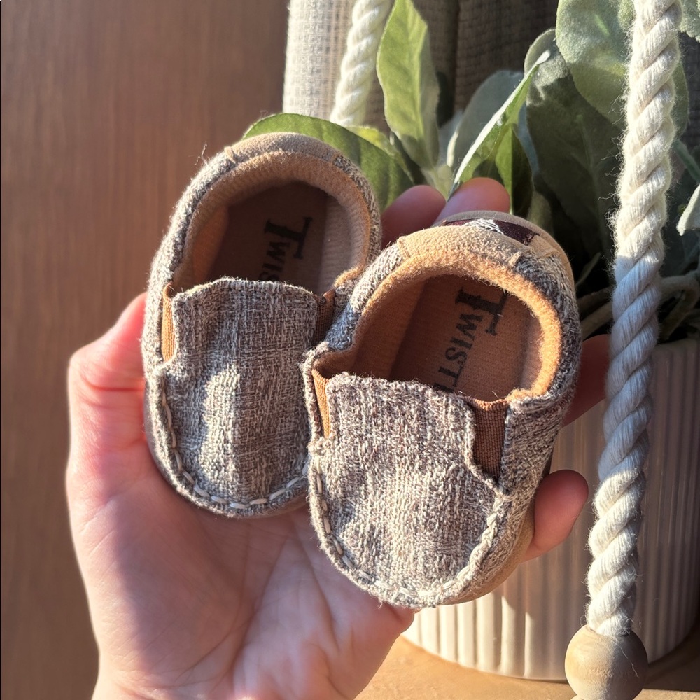 Twisted X Infant Slip-ons, Loafers, Moc Moccasin Shoes for Baby, Size 1 or 2